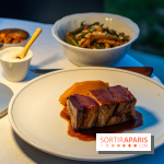 La terrasse dans un jardin avec vue Tour Eiffel du Marguerite 1606 au Domaine de la Reine Margot -  A7C1366