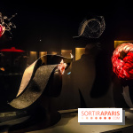 Stephen Jones, chapeaux d'artistes : l'exposition insolite et créative se dévoile au Palais Galliera - IMG20241017100859