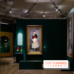 Bijoux de scène de l'Opéra de Paris : l'exposition de parures merveilleuses au Palais Garnier
