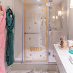 La magie de Wicked à l'Hôtel du Louvre, l'univers du Magicien d'Oz dans les suites Hyatt World Europe -  A7C8701