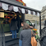 Saint-Valentin 2025 : des ateliers gratuits chez le Fleuriste LEGO à la Gare de l'Est - WhatsApp Image 2025 02 13 at 11.39.16 (1)