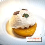 Monsieur Claude, le restaurant par Danny Khezzar à Rueil dans le 92 - LA POMME AU FOUR Pomme rôtie au four, praliné pistache, crumble, glace verveine, siphon vanille brûlée, Oxalis