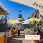 La terrasse estivale du Printemps Haussmann 2025 avec vue sur Paris et la Tour Eiffel