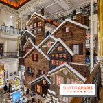 Les vitrines de Noël 2025 du Bon Marché : le grand magasin se métamorphose en (Bon) Marché de Noël
