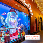 Vitrines et sapin de Noël des Galeries Lafayettes avec Clara Luciani - photos