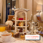 Noël 2025 au Plaza Athénée : tea time festif en famille, patinoire enchantée et chalet-raclette