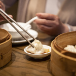 Nouvel An Lunaire à l’Hippodrome Paris-Vincennes : l’Année du Cheval en fête - iStock 1160979717