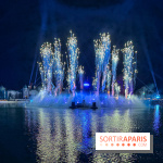 Disneyland Paris : Disney Cascade of Lights, le spectacle nocturne sur Adventure Bay