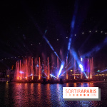 Disneyland Paris : Disney Cascade of Lights, le spectacle nocturne sur Adventure Bay