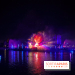 Disneyland Paris : Disney Cascade of Lights, le spectacle nocturne sur Adventure Bay