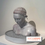 Serena Carone : une exposition dans un monde de faïence et de faux-semblants à la galerie Perrotin