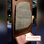 La pierre de Rosette dans l’exposition Toutânkhamon à Paris - Toutankhamon : son tombeau et ses trésors