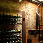 Epicerie Saint-Sabin, Cave à vin