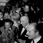 Lido 78,  Henri Salvador, Pierre  Louis- Guerin et José Luis de villalonga photographiés dans la salle du Lido, Henri Salvador, Pierre  Louis-Guerin