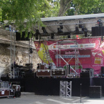 La scène du Festival Fnac Indétendances sur les bords de Paris plage