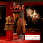 Tenue correcte exigée - vêtements trop larges