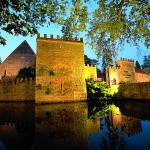 Le Château de Vault-en-Lugny, un écrin royal à deux heures de Paris