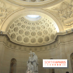 Un monde de plis à la chapelle Expiatoire