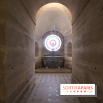 Un monde de plis à la chapelle Expiatoire