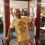 Ouverture de Gianni: la nouvelle pizzeria du 18ème où l'on chante!