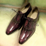 Souliers de la collection JMLEGAZEL, patine Black Orchidée