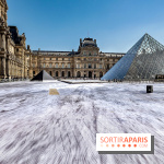 JR investit la place de la Pyramide du Louvre pour ses 30 ans