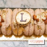 Bûche de Noël Ladurée 2022 - bûche impératrice amande