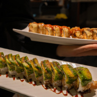 Wrap'n Roll Sushi : le restaurant japonais de rolls généreux et insolites