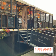 L'eau et les rêves, la péniche-librairie botanique sur le Canal de l’Ourcq