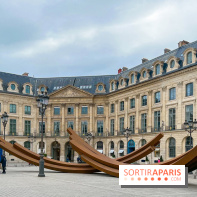 Les installations de Bernar Venet Place Vendôme