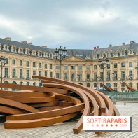 Les installations de Bernar Venet Place Vendôme