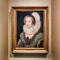 Des cheveux et des poils, l'exposition poilante du musée des Arts décoratifs - nos photos