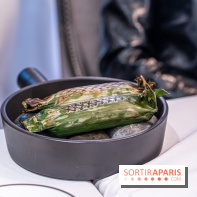 Summer by la Bauhinia, le restaurant terrasse par Quentin Testart au Shangri-La Paris -  Le Maigre Grillé et cuit à la feuille de bananier, carottes et coco torréfiée