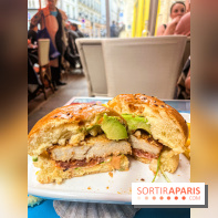 Tata Burger, le restaurant aux burgers en forme de zizi dans le Marais - 121EAD6F CB60 49C7 BBB3 D50AE0ECA397