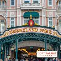 Disneyland Secrets entrée