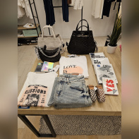 YLYS : la boutique de vêtements streetwear, unisexe, ou chics - univers rock