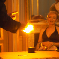 Un magicien qui vous fera voyager dans le temps dans un palace parisien - soirees fantastiques spectacle magie paris extraordinaire