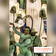 Inauguration des vitrines et décorations de Noël du BHV Marais à Paris 2023