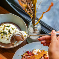 Les Bascules, délicieux restaurant méditerranéen rue de la Bourse -  mousse au chocolat