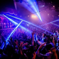 Rendez vous au Pavillon Champs Elysées pour un nouvel an incroyable - image3