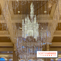 Disneyland Hotel à Disneyland Paris lustre