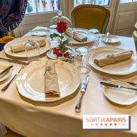 Disneyland Hotel à Disneyland Paris la table de Lumière