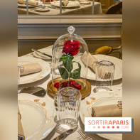 Disneyland Hotel à Disneyland Paris la table de Lumière