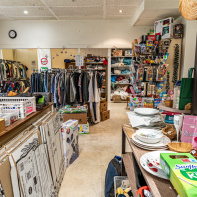 La Braderie solidaire ADM, les boutiques à Guyancourt - les photos