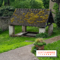 Village de Medan dans les Yvelines -  lavoir de la mairie