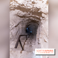 Le Château de la Roche Guyon, le château troglodyte dans le Val-d'Oise - 95 -  escalier dans la roche