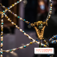 Exposition 'Bijoux de Scène de la Comédie Française' à l'hôtel historique de Mercy-Argenteau qui se dévoile