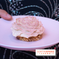 Le Café de la Rose Lancôme par Nina Métayer sur les Champs-Elysées à Paris -  A7C7196