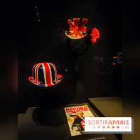 Stephen Jones, chapeaux d'artistes : l'exposition insolite et créative se dévoile au Palais Galliera - IMG20241017095517