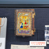 L'exposition gratuite des bijoux de la Maison de Haute-Joaillerie Vever rue de la Paix, à Paris
